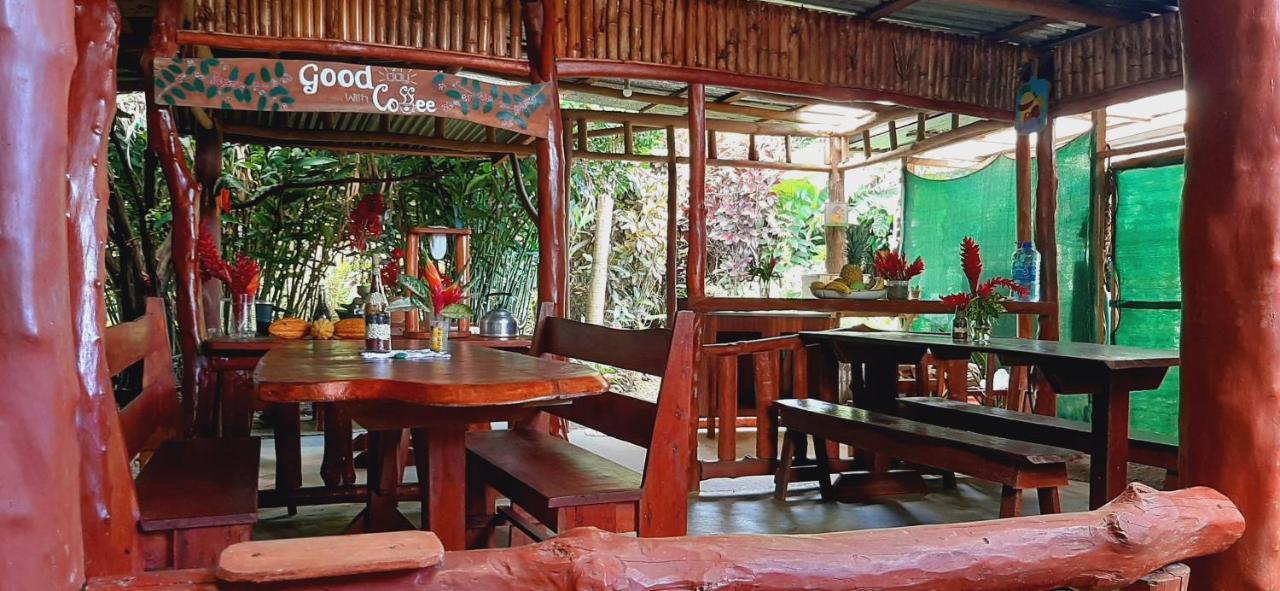Jardin Entre Montanas Bed & Breakfast Bijagua Exterior photo
