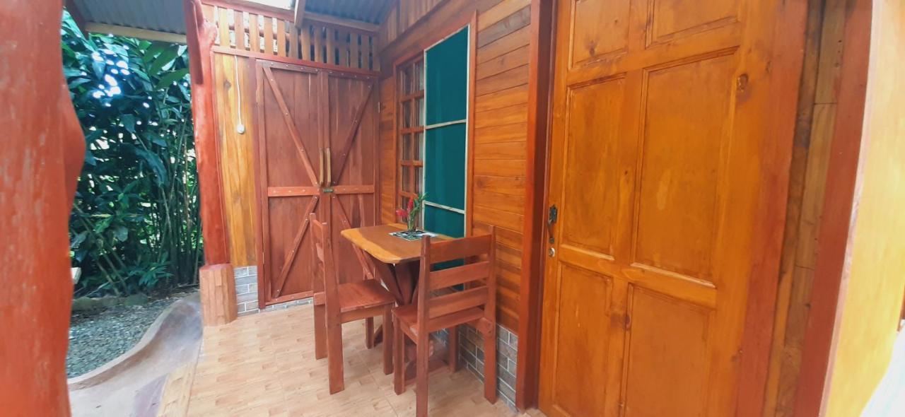 Jardin Entre Montanas Bed & Breakfast Bijagua Exterior photo