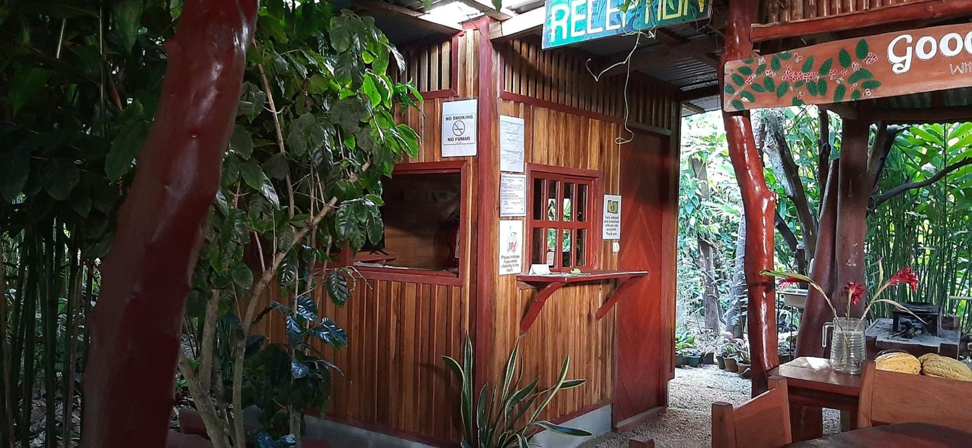 Jardin Entre Montanas Bed & Breakfast Bijagua Exterior photo